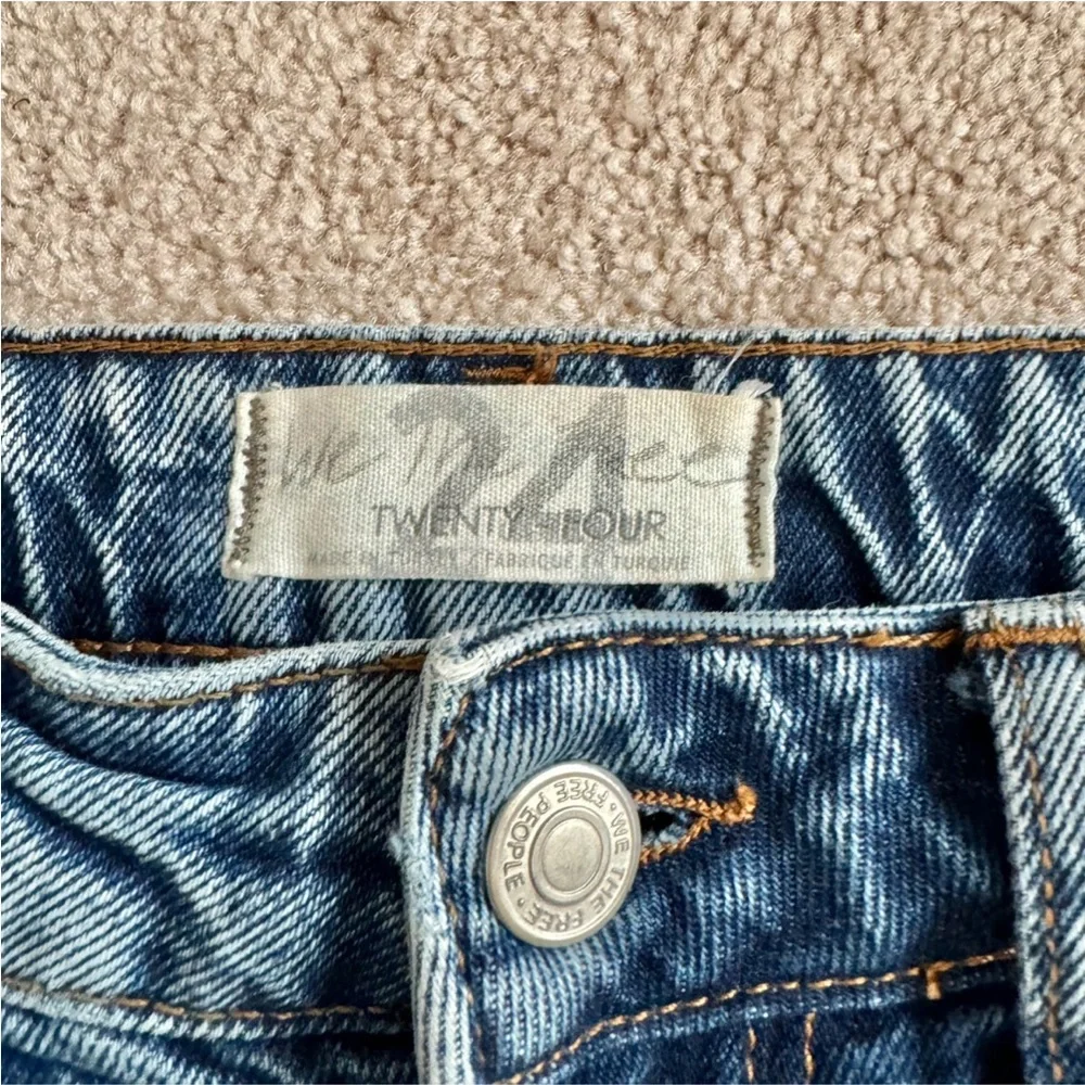 Free People Dakota Straight Leg Jean - Picture 6 of 7